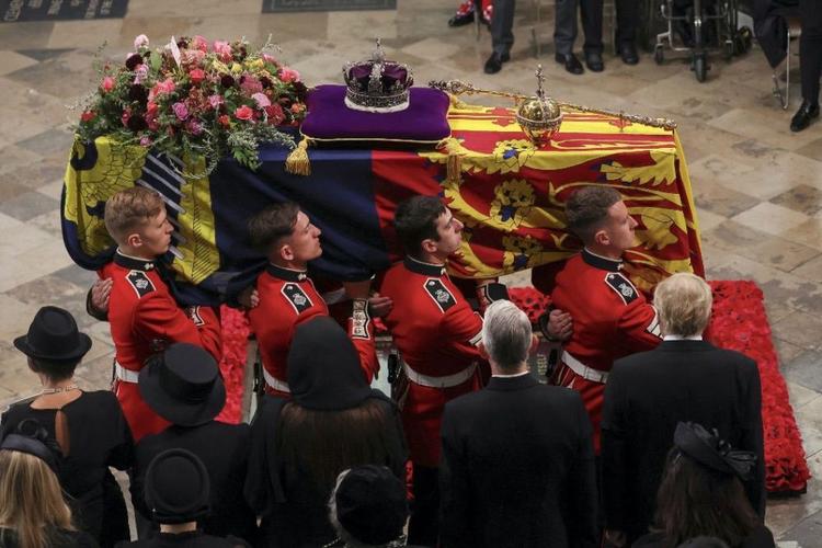 英国女王葬礼彩排